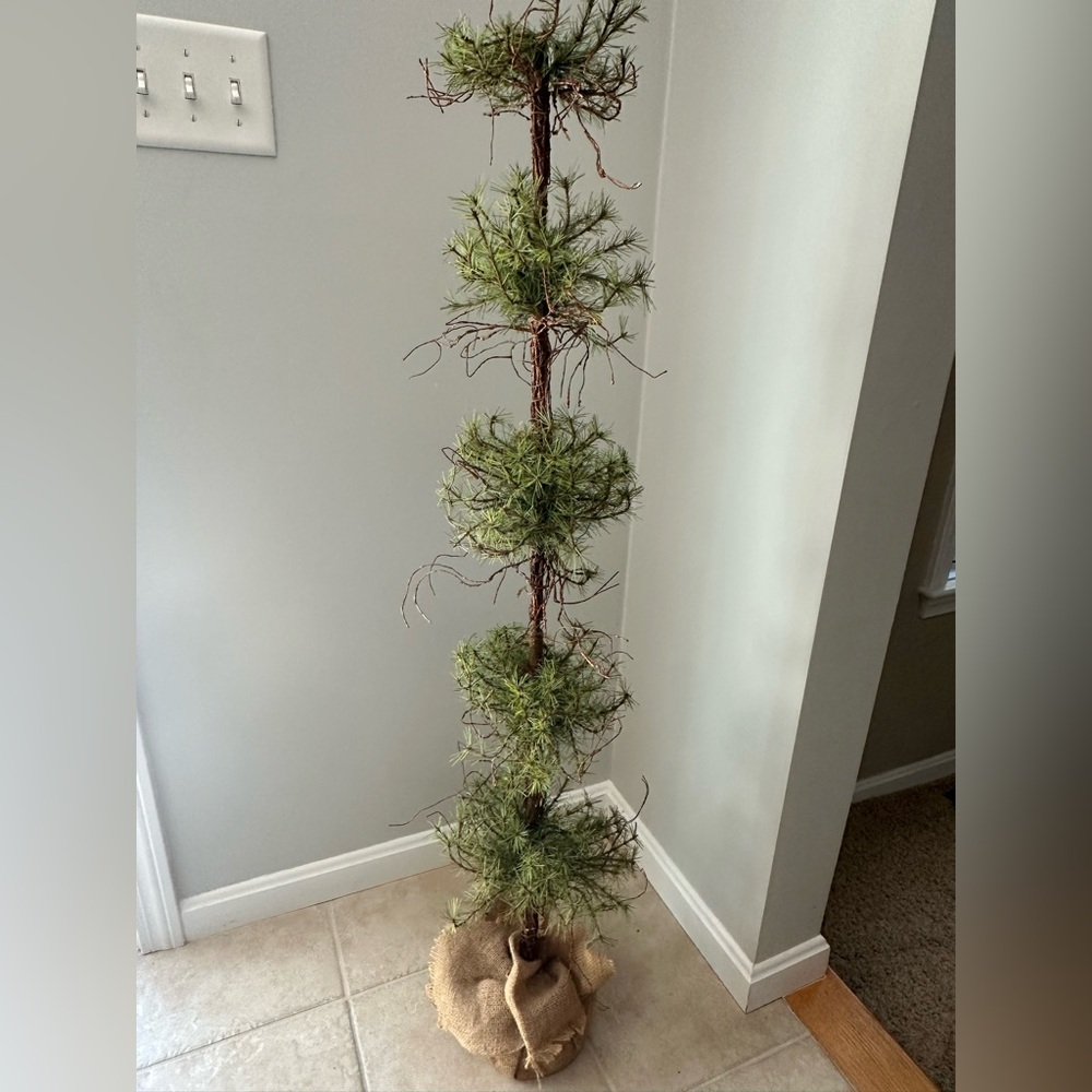 Decorative Topiary Tree with Burlap Base